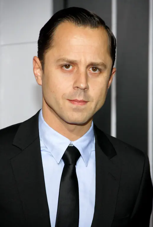 Giovanni Ribisi_02